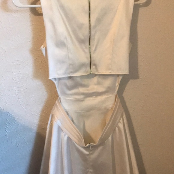 Guess by Marciano Joy Rio Zip-Back Dress - Picture 7 of 8